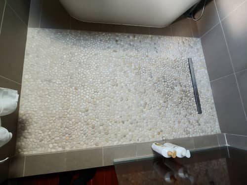 Pebble Shower Floor Pros and Cons (1)