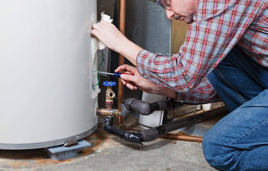 Things to Do if Your Water Heater Leaks