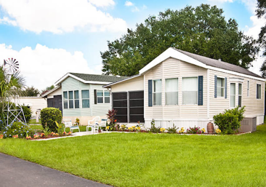 buying-a-mobile-home-vs-a-house