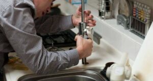 What to Look for When Hiring a Plumbing Contractor