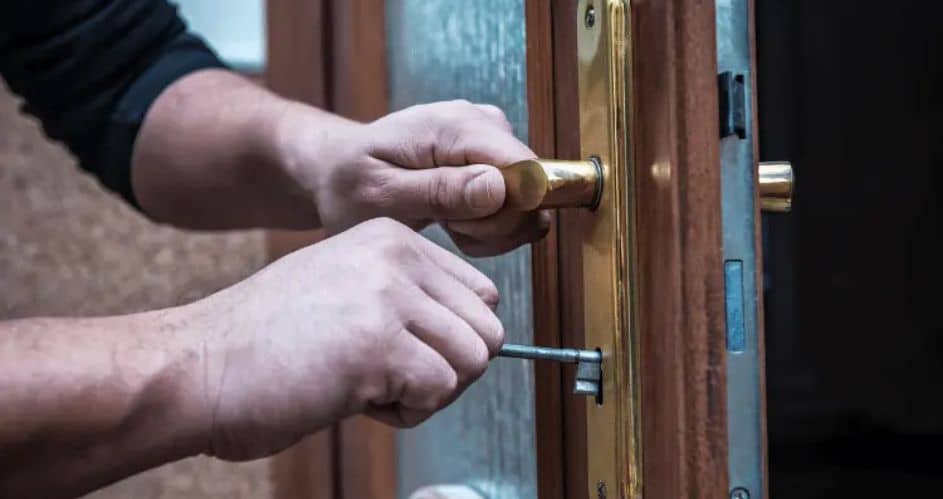 6 Things to Look for in Locksmith Services for Your New Home