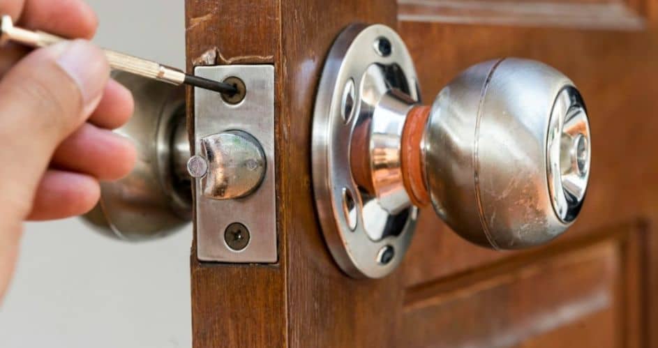What is a Residential Locksmith? (Their Job Roles and Types)