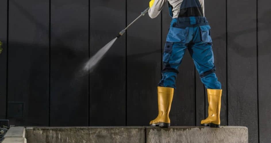 Pressure Washing Pros: Choosing the Right Service for Your Needs