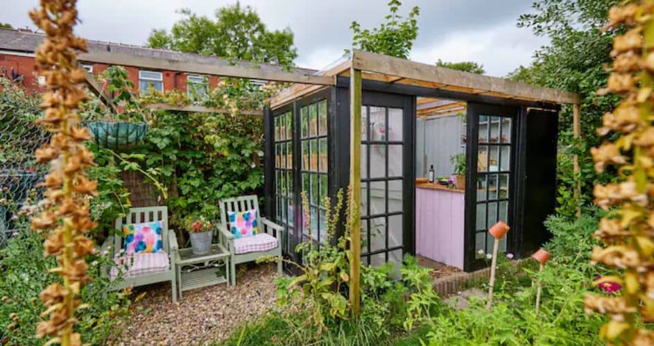 What is Inside a Gardener’s Shed? All is Revealed
